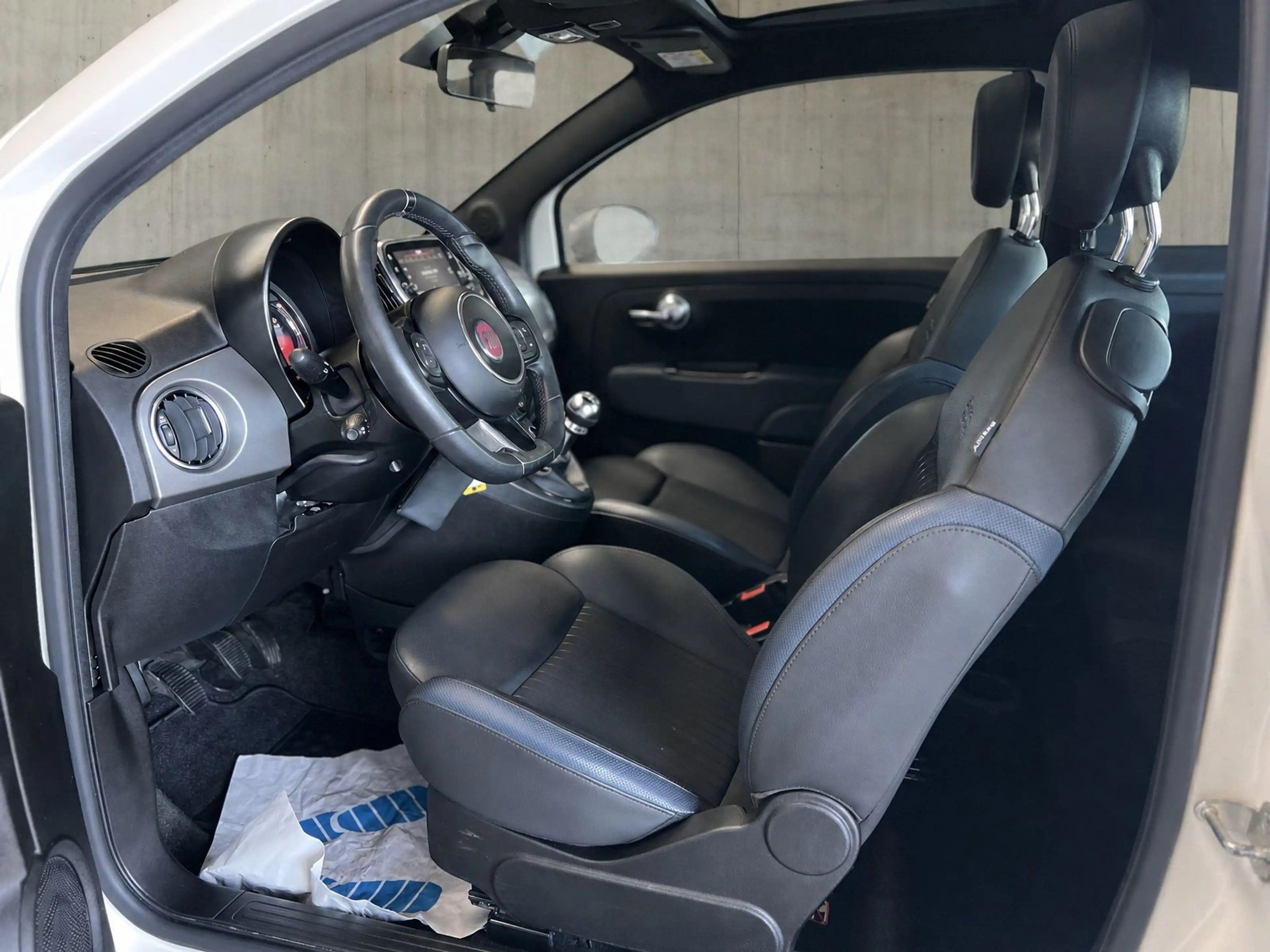 Fiat 500 RockStar*Sportpaket*Panorama*PDC*DAB* — photo 12