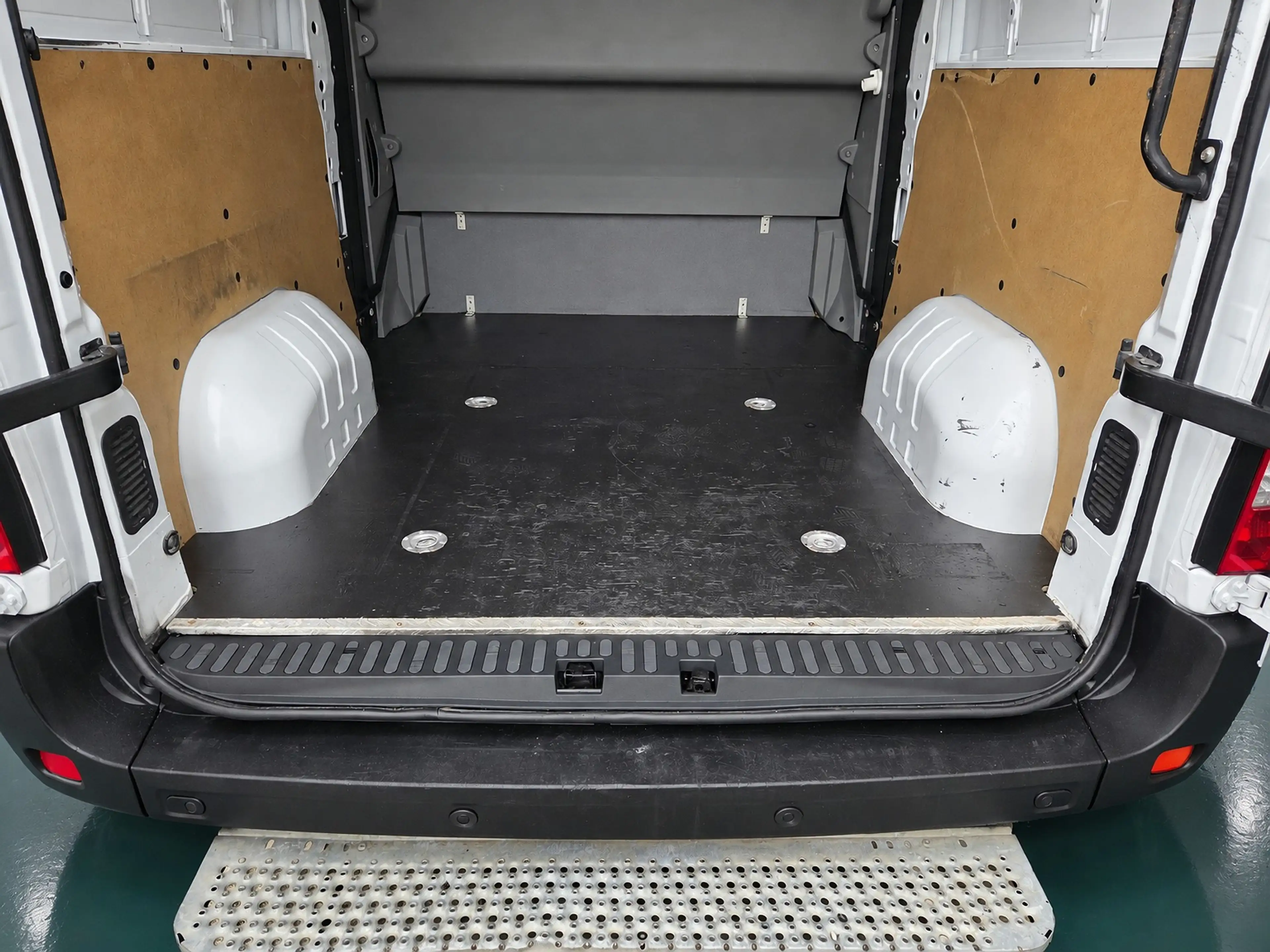 Peugeot Boxer /Renault Master 2.3 dCi L2H2 DC 7-Persoons Airco C — photo 9