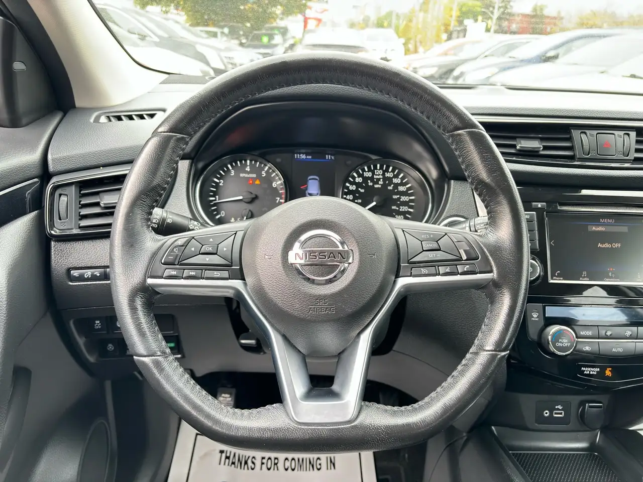 Nissan Qashqai снимка Nissan Qashqai