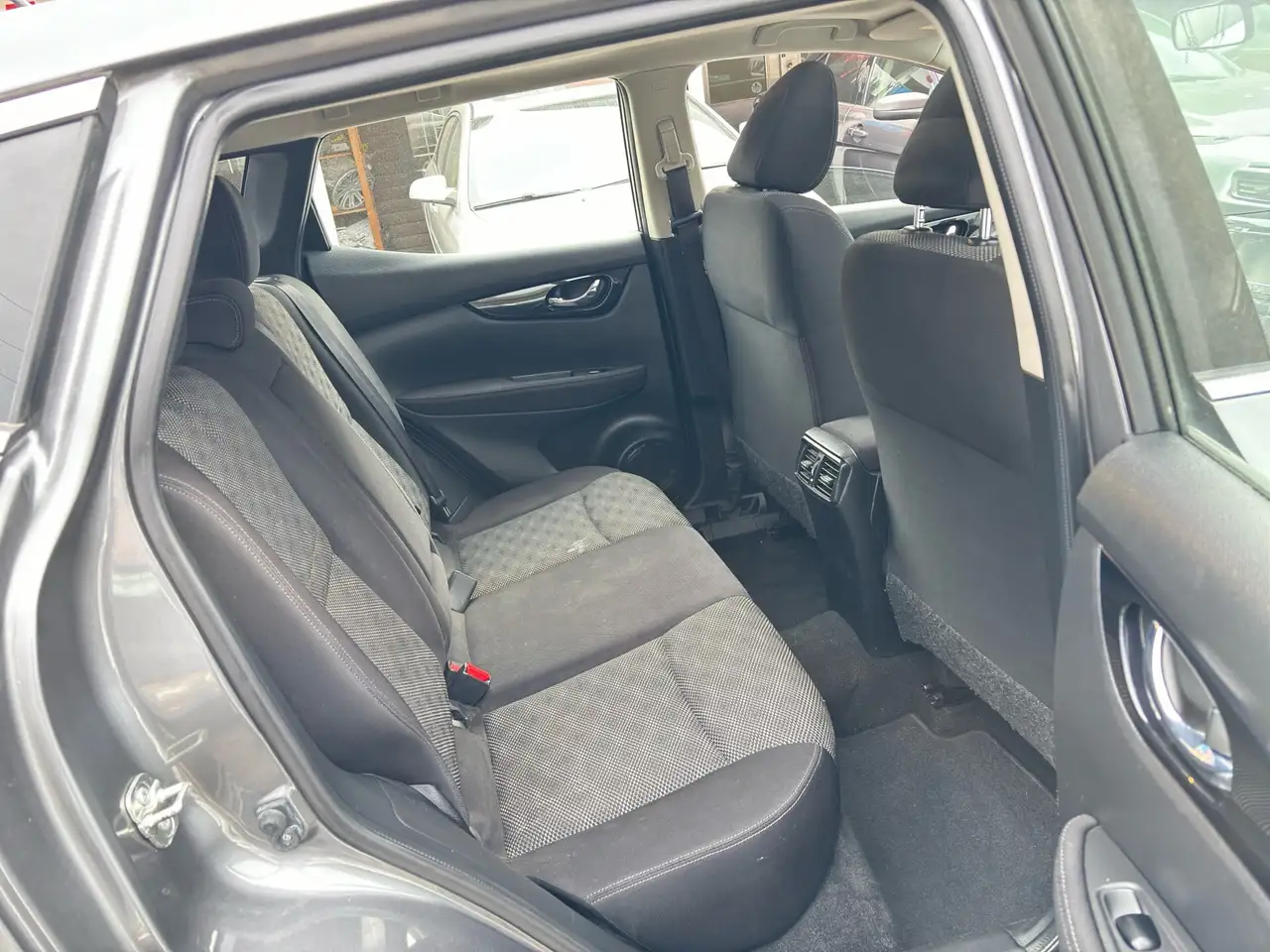 Nissan Qashqai снимка Nissan Qashqai