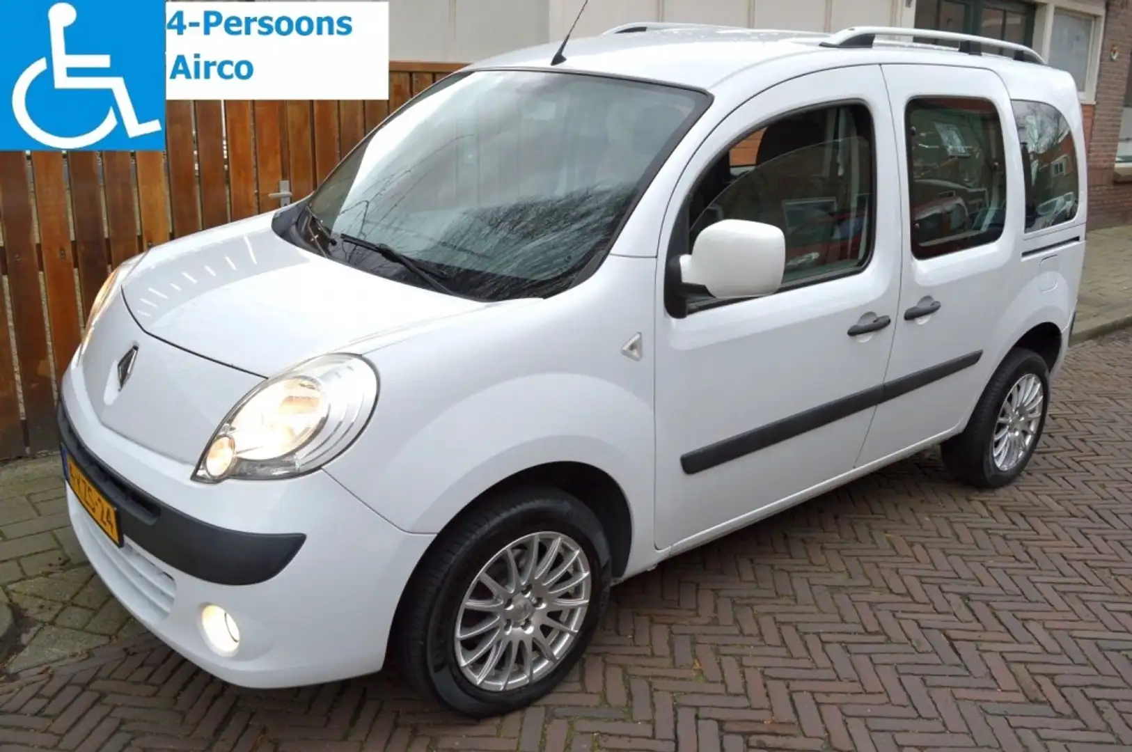 Renault Kangoo Family 1.6 (benzine) ROLSTOELAUTO AIRCO 3+1 Wit - 1