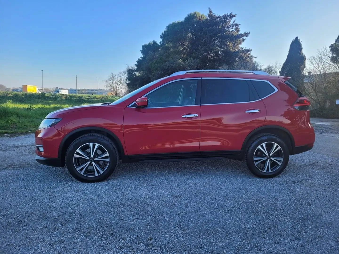 Nissan X-Trail dCi 150 4WD X-Tronic N-Connecta Rosso - 2