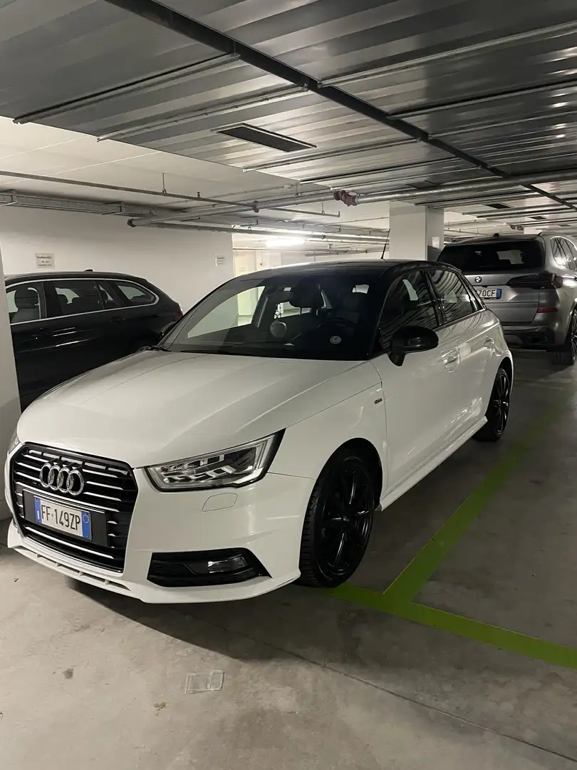 Audi A1 Sportback 1.4 tdi Admired s-tronic - 2