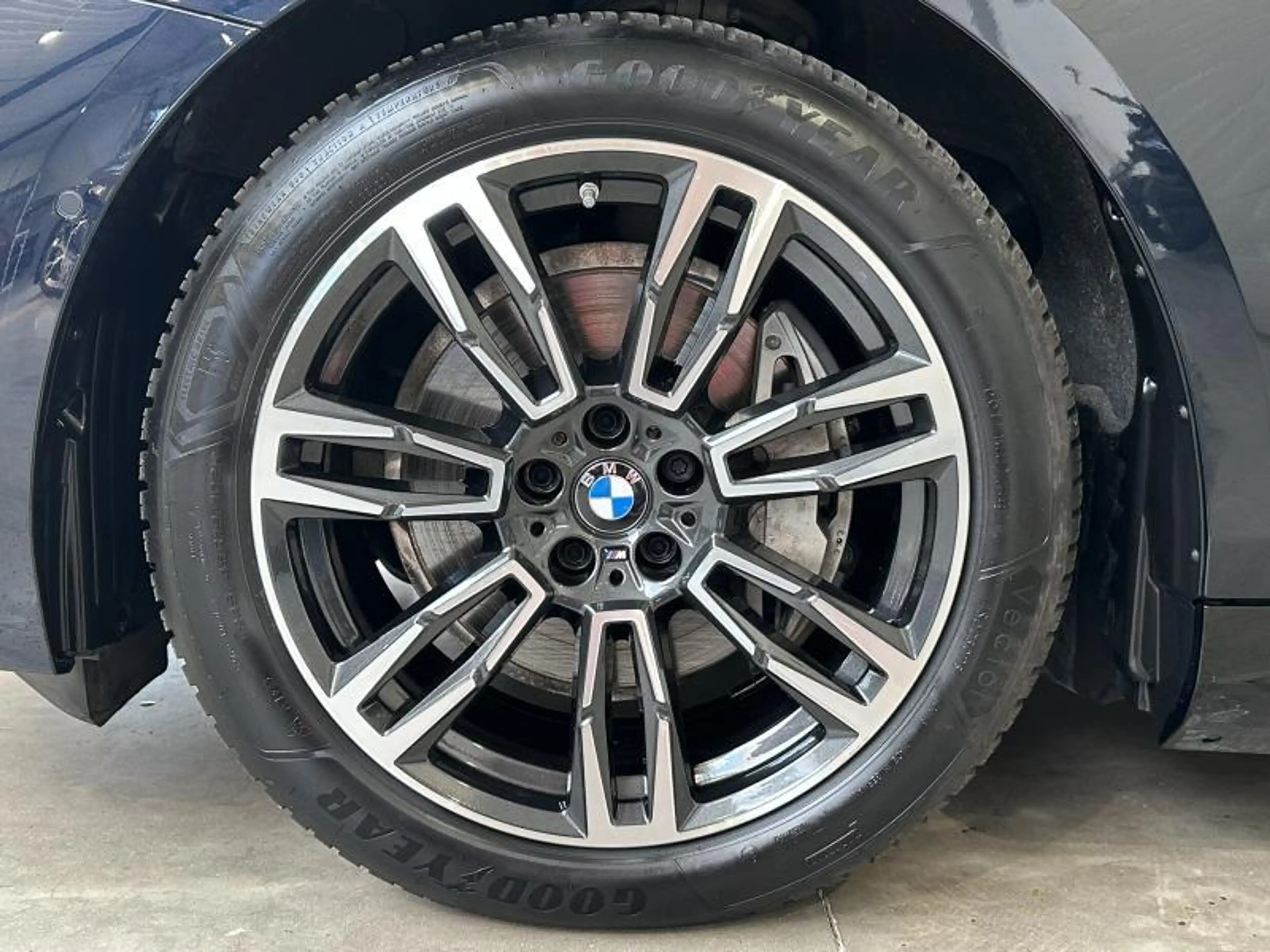 BMW i5 Berline — photo 9