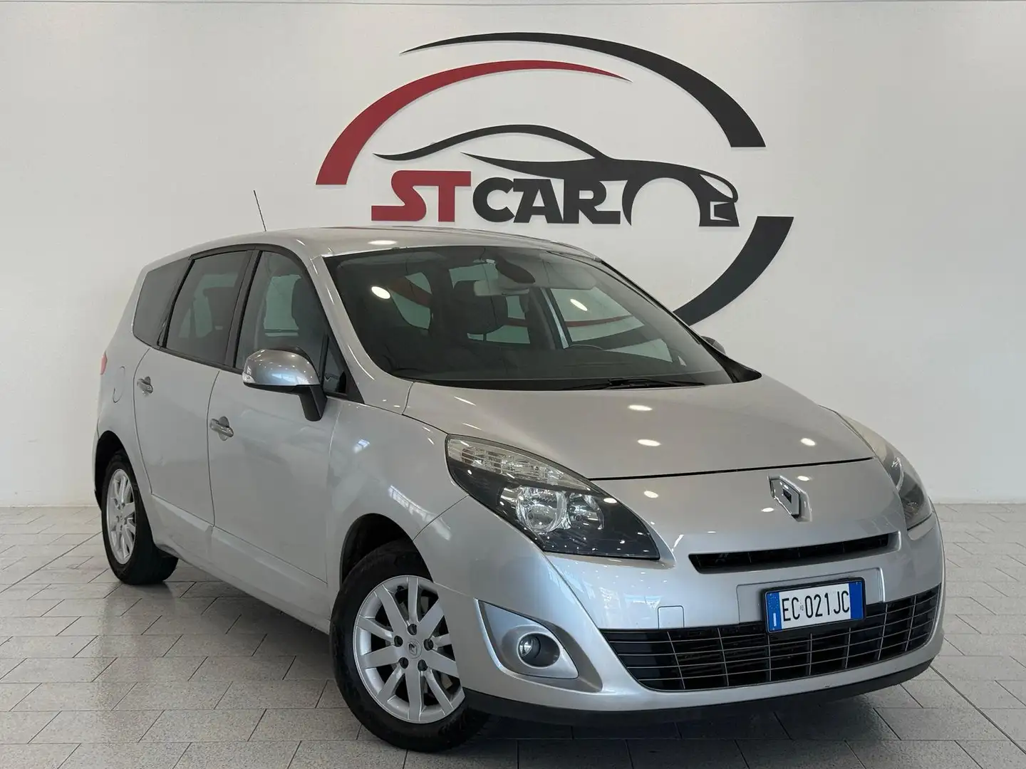 Renault Scenic Scenic 1.9 dci Dynamique c/TomTom Argento - 2