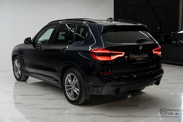 BMW X3 view 12