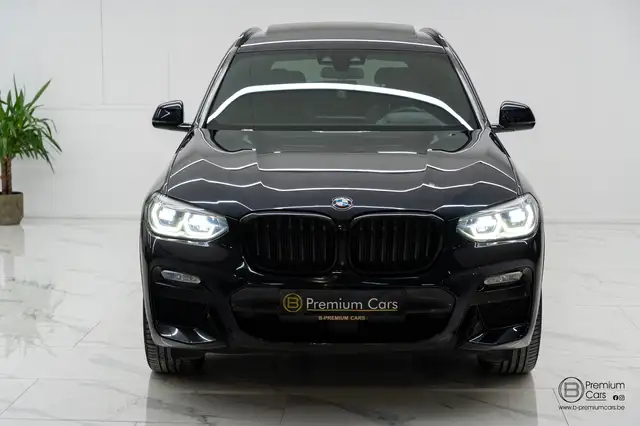 BMW X3 view 4