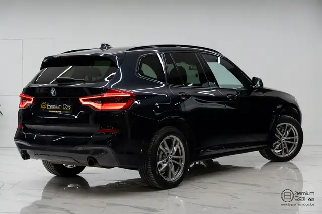 BMW X3 view 14
