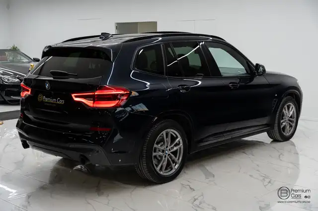 BMW X3 view 13