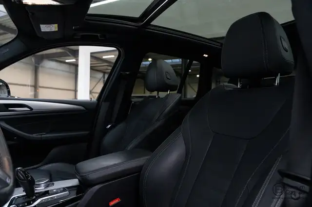 BMW X3 view 15