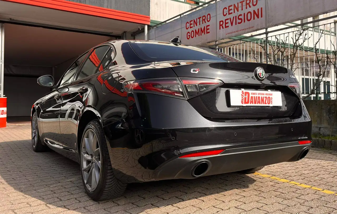 Alfa Romeo Giulia 2023