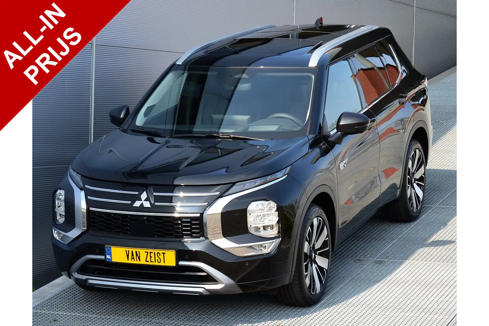 Mitsubishi Outlander PHEV 2.4 INSTYLE 4WD | PLUG IN HYBRID | PANORAMA D Zwart - 1