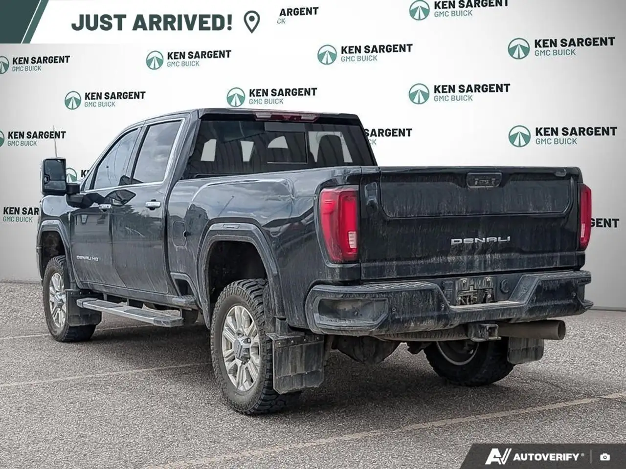 GMC Sierra 3500HD fotografie GMC Sierra 3500HD