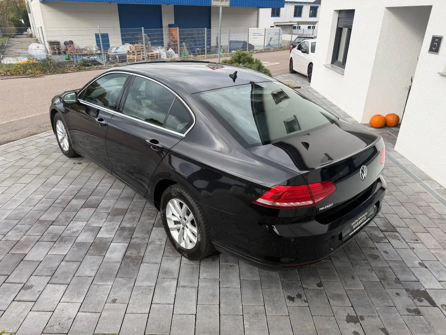 Volkswagen Passat Lim. 2.0 TDI/Automatik/R-line Noir - 2