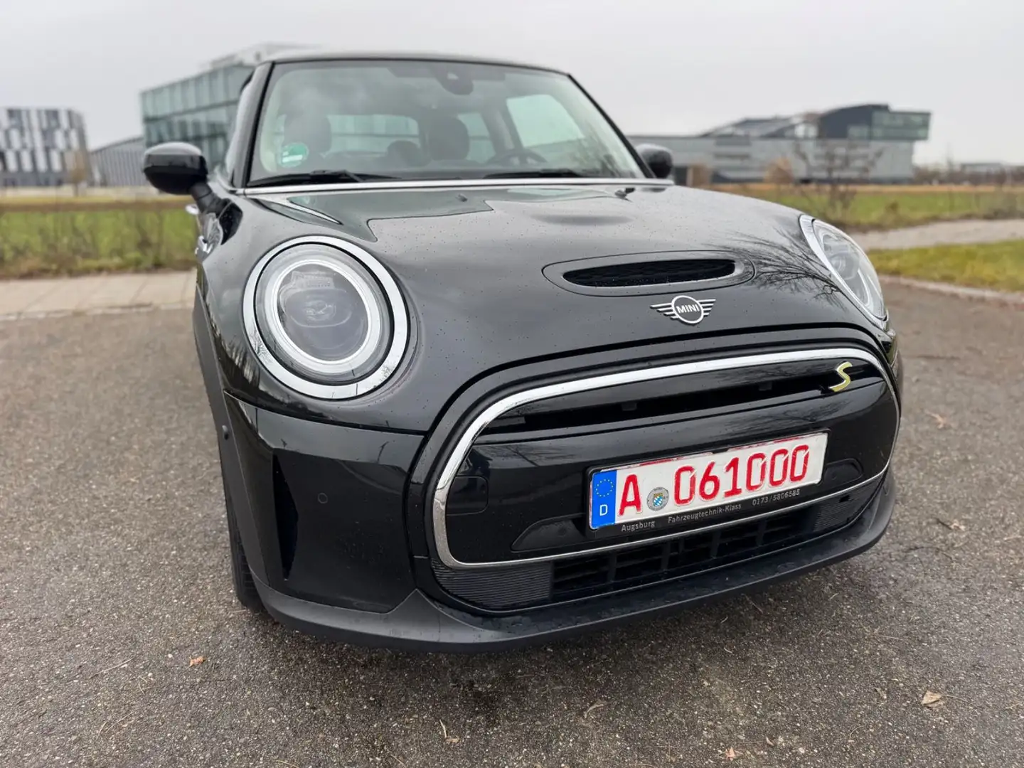 MINI Cooper SE Mini 3-trg. Cooper SE Essential Trim Noir - 2