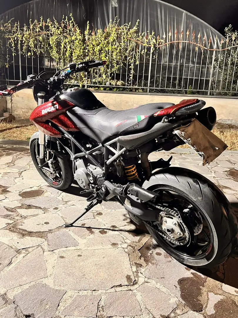 Ducati Hypermotard 796 - 2