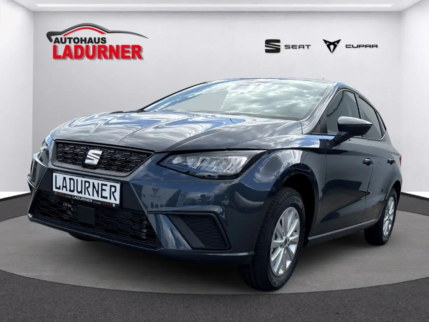 SEAT Ibiza Road Edition 1.0TSI *PDC+Kamera+Virt.Cock.* Grau - 2