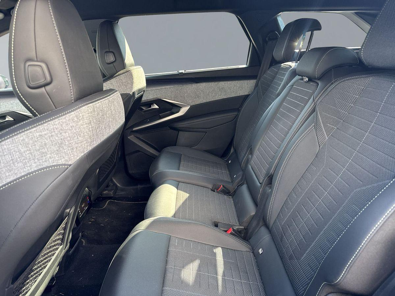 Peugeot 5008 GT Hybrid 145 e-DCS6 7-Si+Navi+Lenk/SHZ+R-Kam+ — photo 12