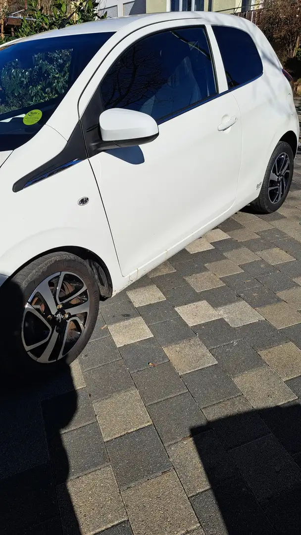 Peugeot 108 108 VTI 72 ETG5 Top! Allure Weiß - 1
