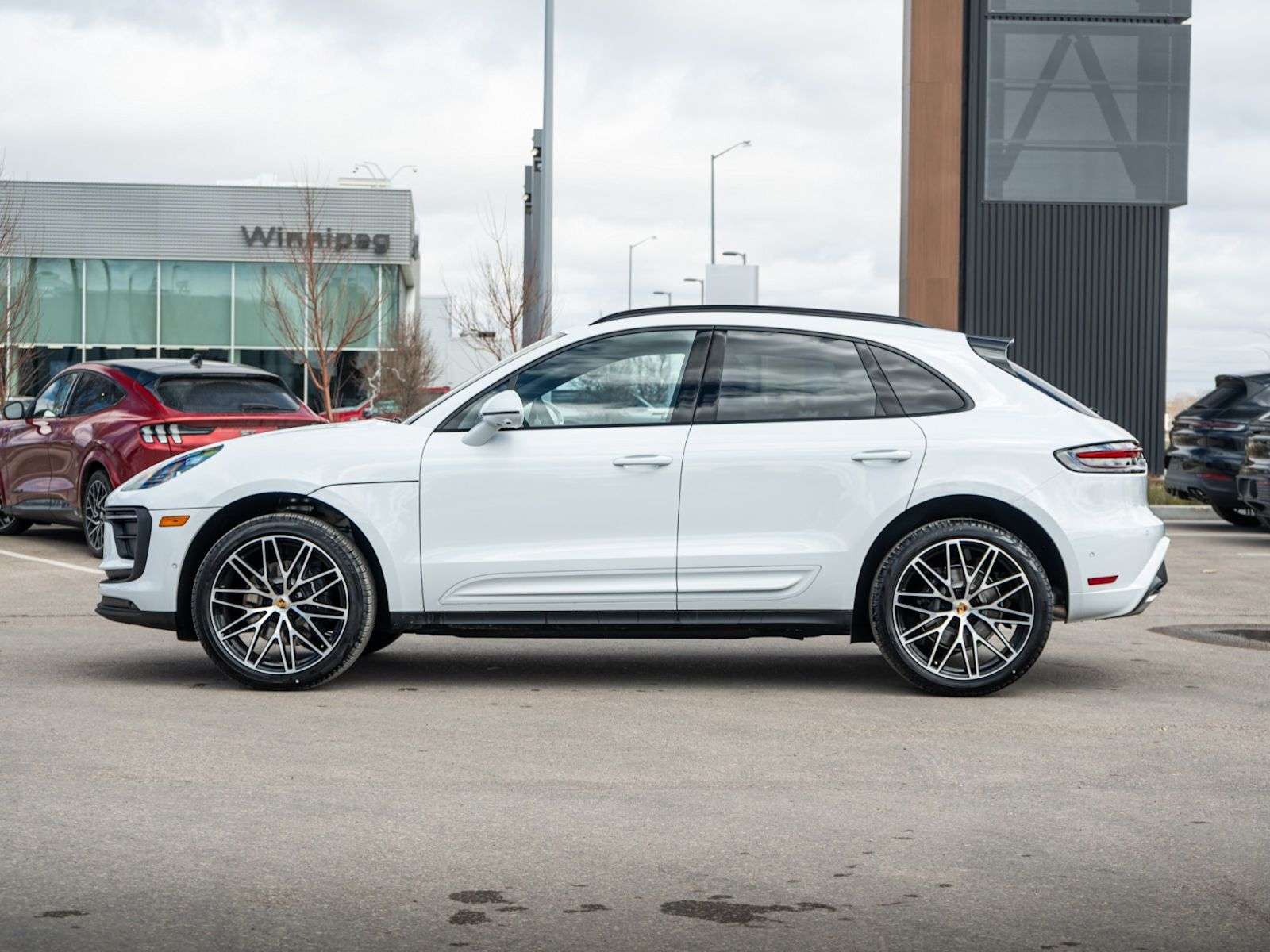 2026 Porsche Macan — снимка 1