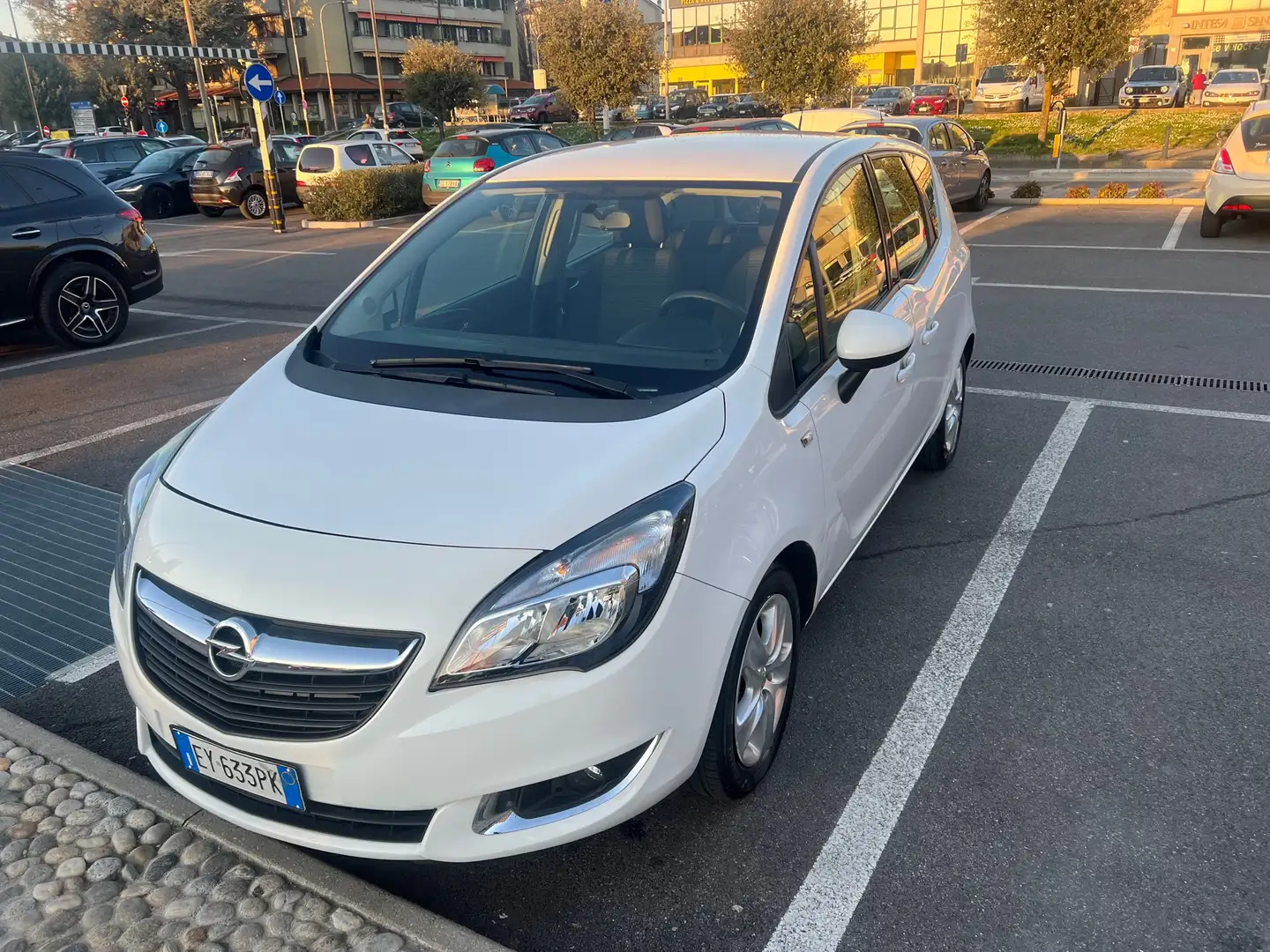 Opel Meriva 1.4 LPG ecoflex Innovation Bianco - 2