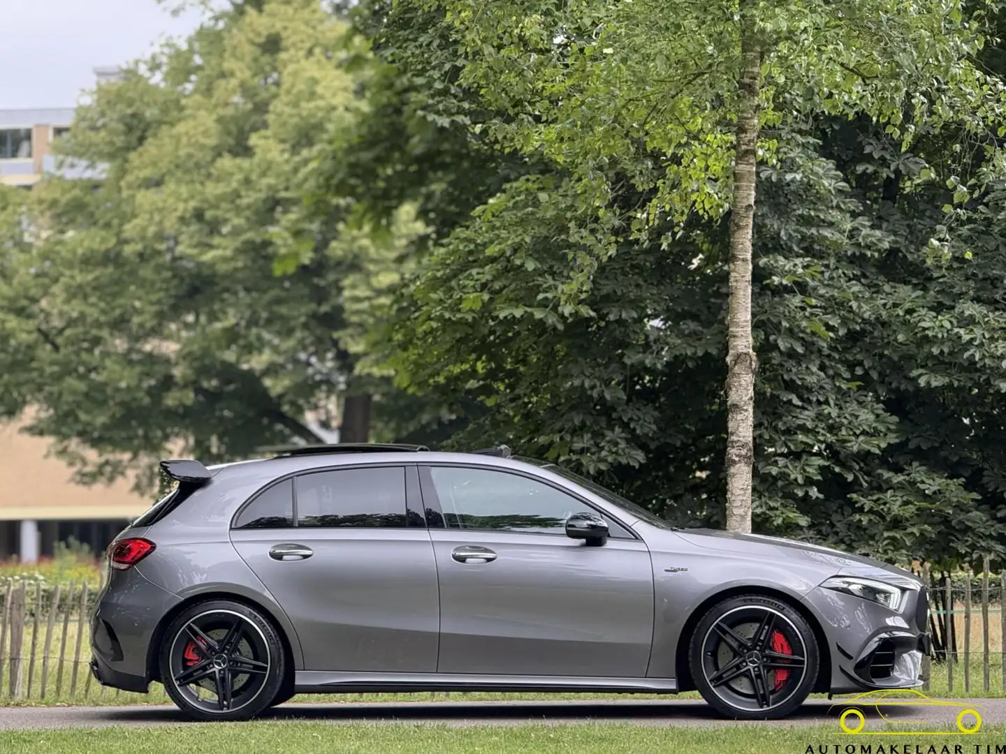 Mercedes-Benz A 45 AMG S 4MATIC+ / Pano / Burmester Grijs - 2