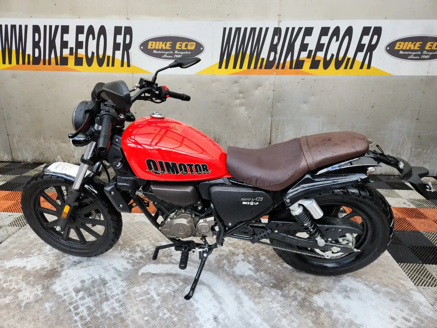 QJ Motor Червоний - 2