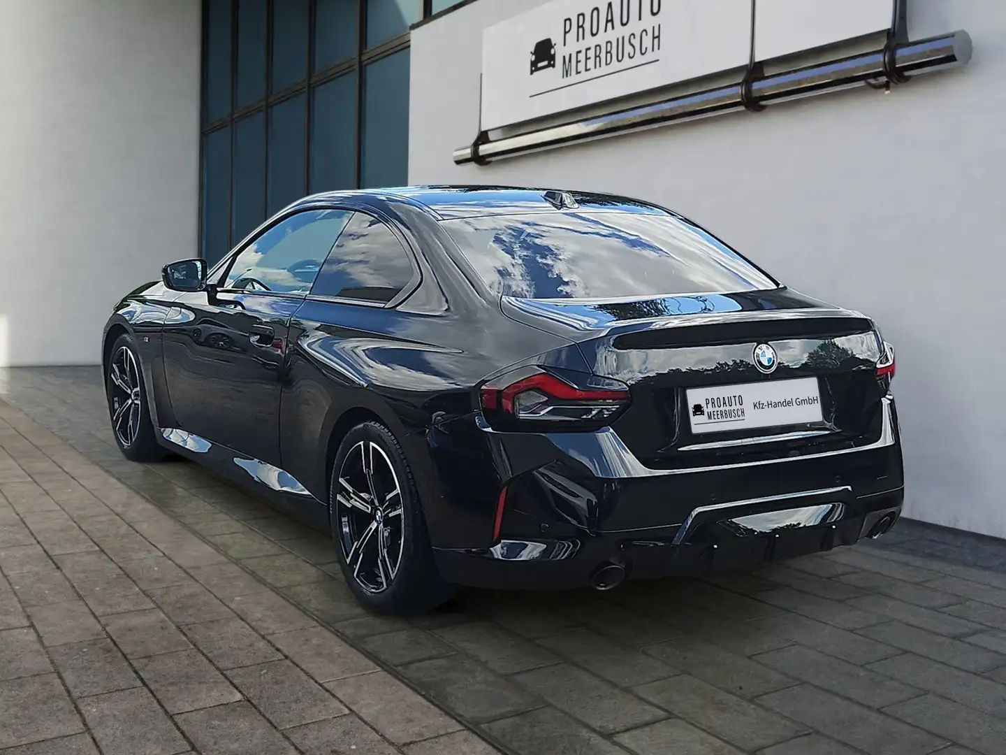 BMW 220 i Coupe M SPORT HEADYP/SCHIEBEDACH/H&K/LED Černá - 2