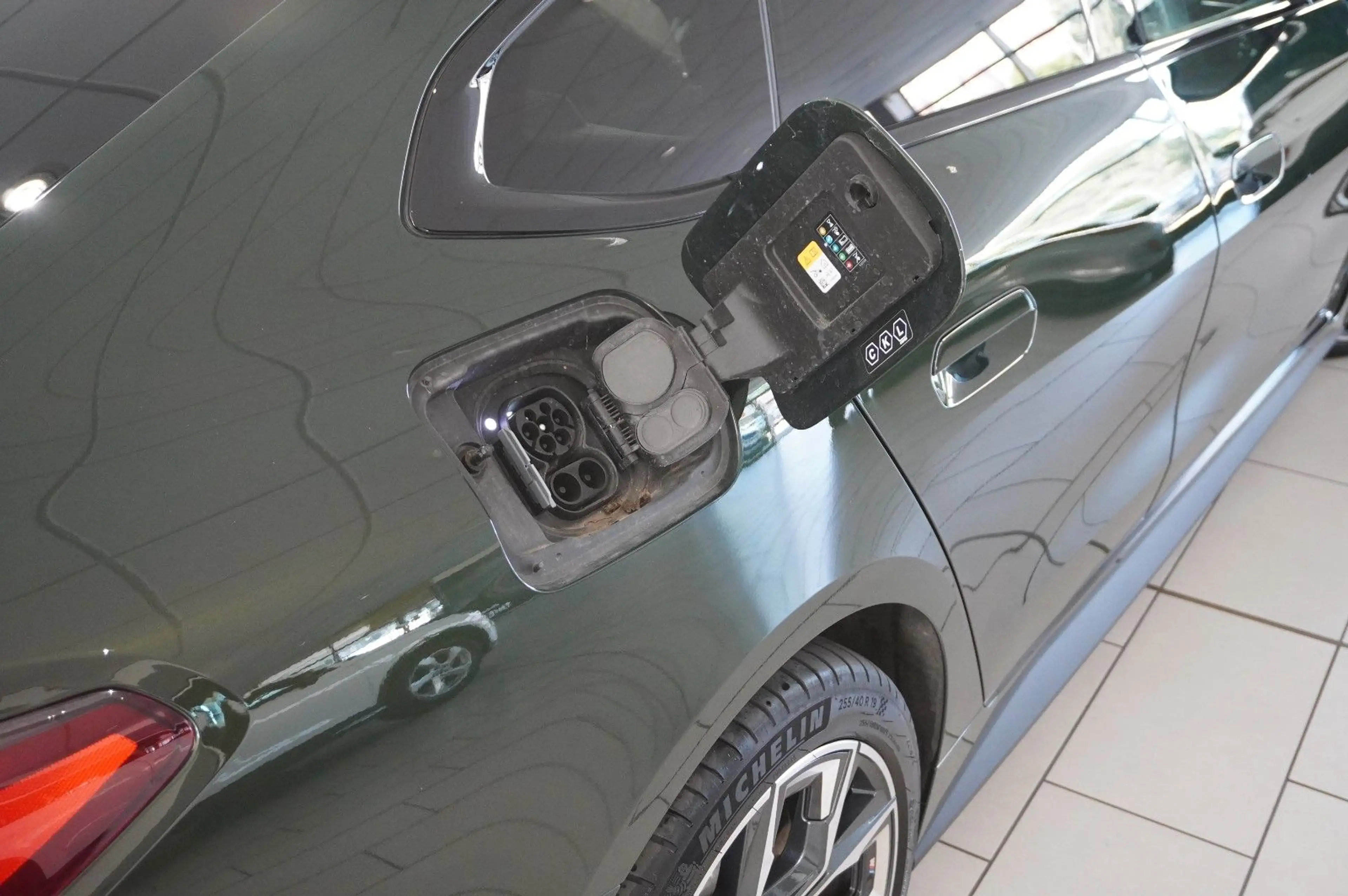 BMW i4 Gran Coupe 40 eDrive M-SPORT NAVI/LED/H&K/ACC — photo 10