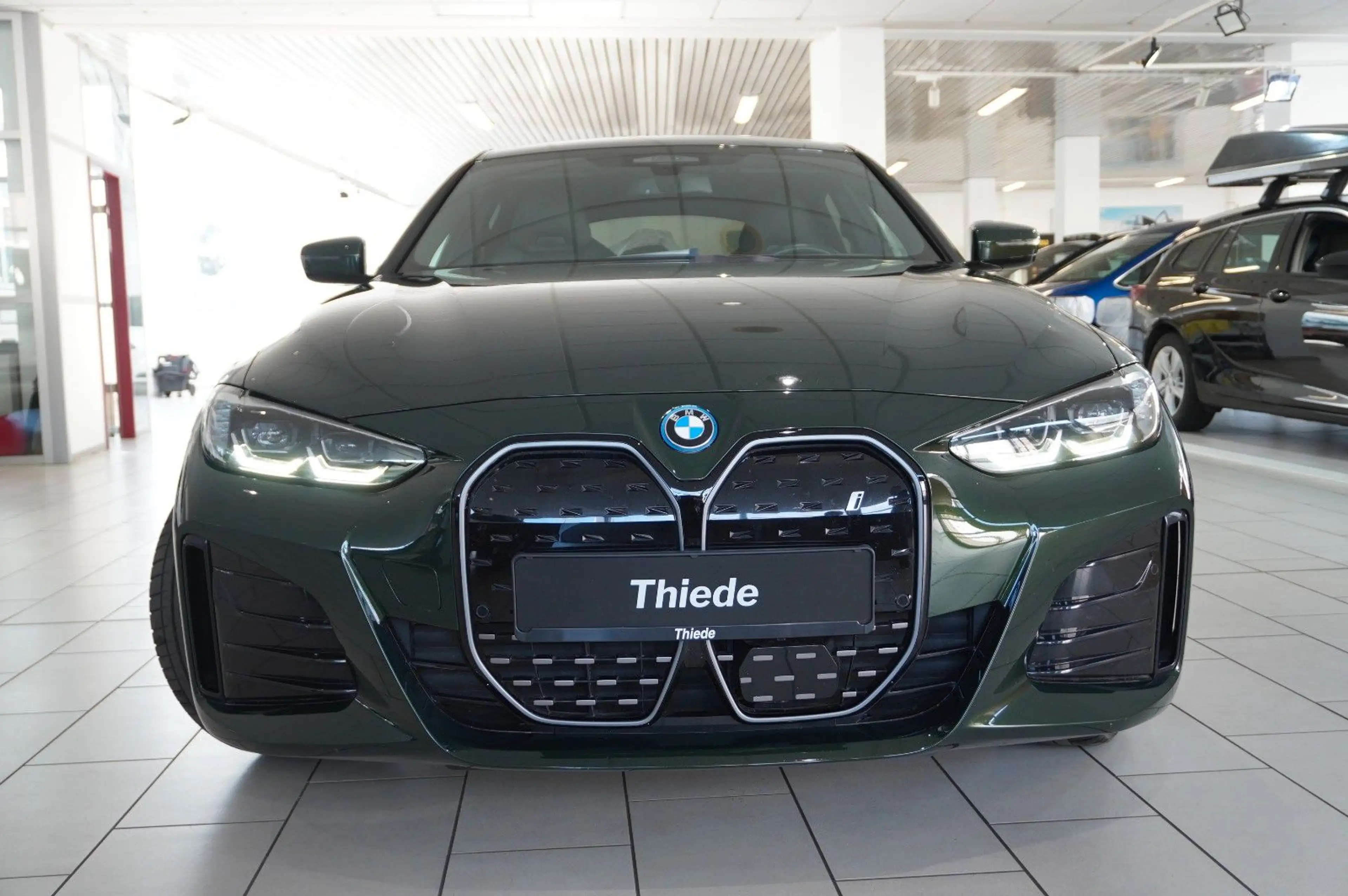BMW i4 Gran Coupe 40 eDrive M-SPORT NAVI/LED/H&K/ACC — photo 6