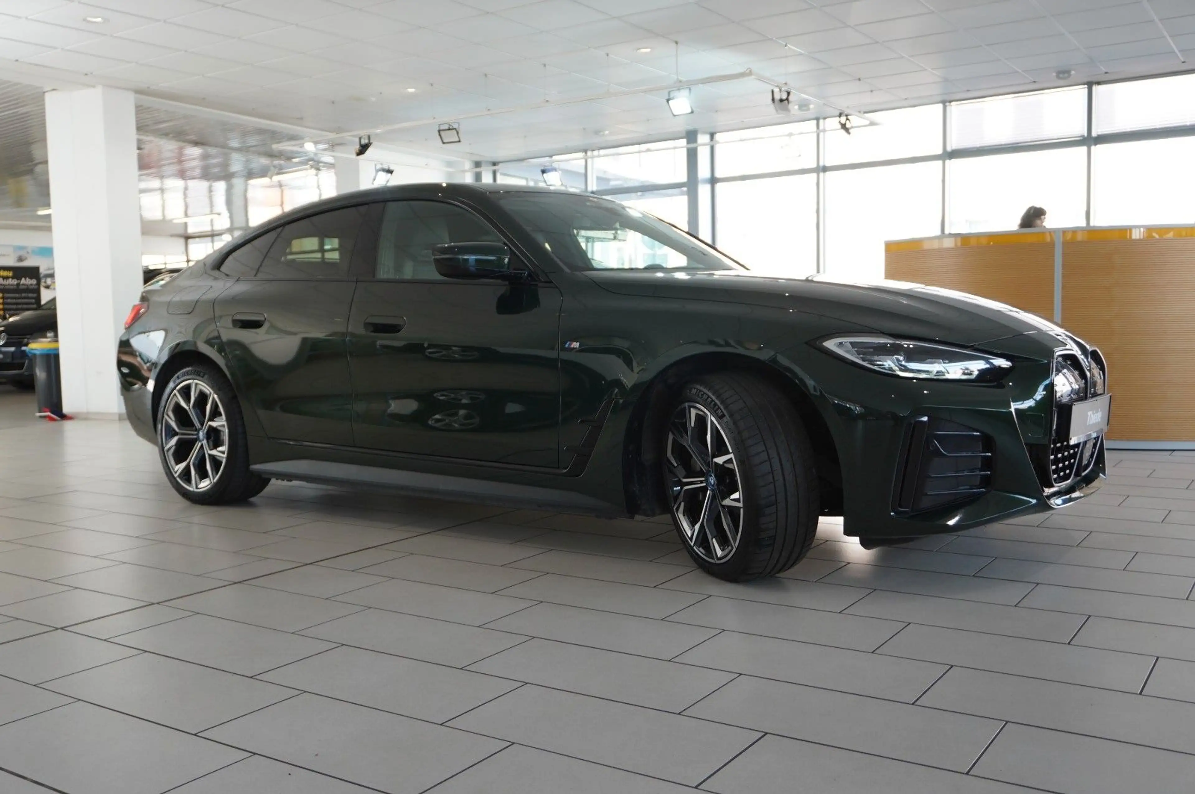 BMW i4 Gran Coupe 40 eDrive M-SPORT NAVI/LED/H&K/ACC — photo 7