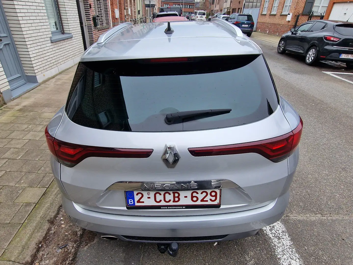 Renault Megane Megane BLUE dCi 115 EDC R.S. LINE Zilver - 2