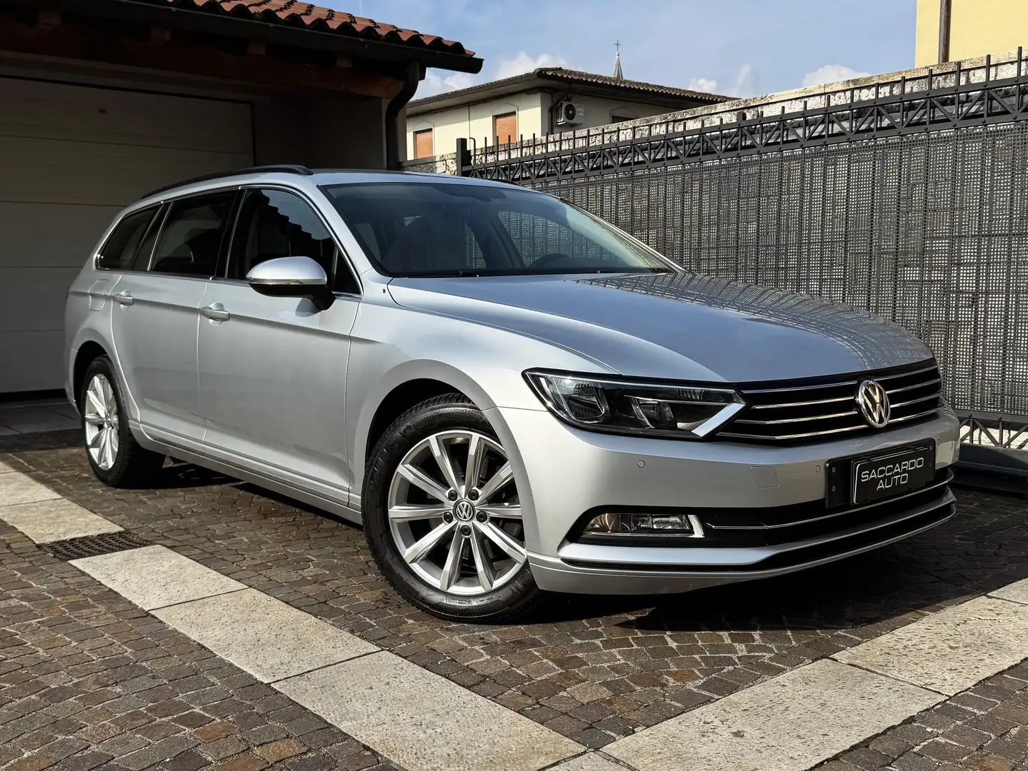 Volkswagen Passat Variant 2.0 TDI Comfortline 150cv | STORICO TAGLIANDI Grigio - 1