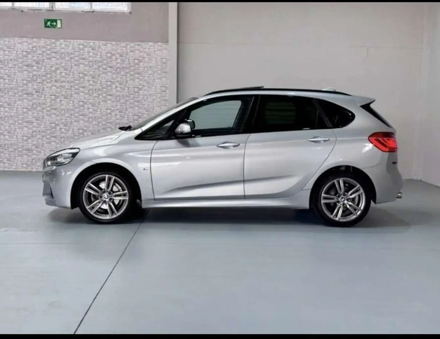 BMW 225 225xe iPerformance Active Tourer - 1