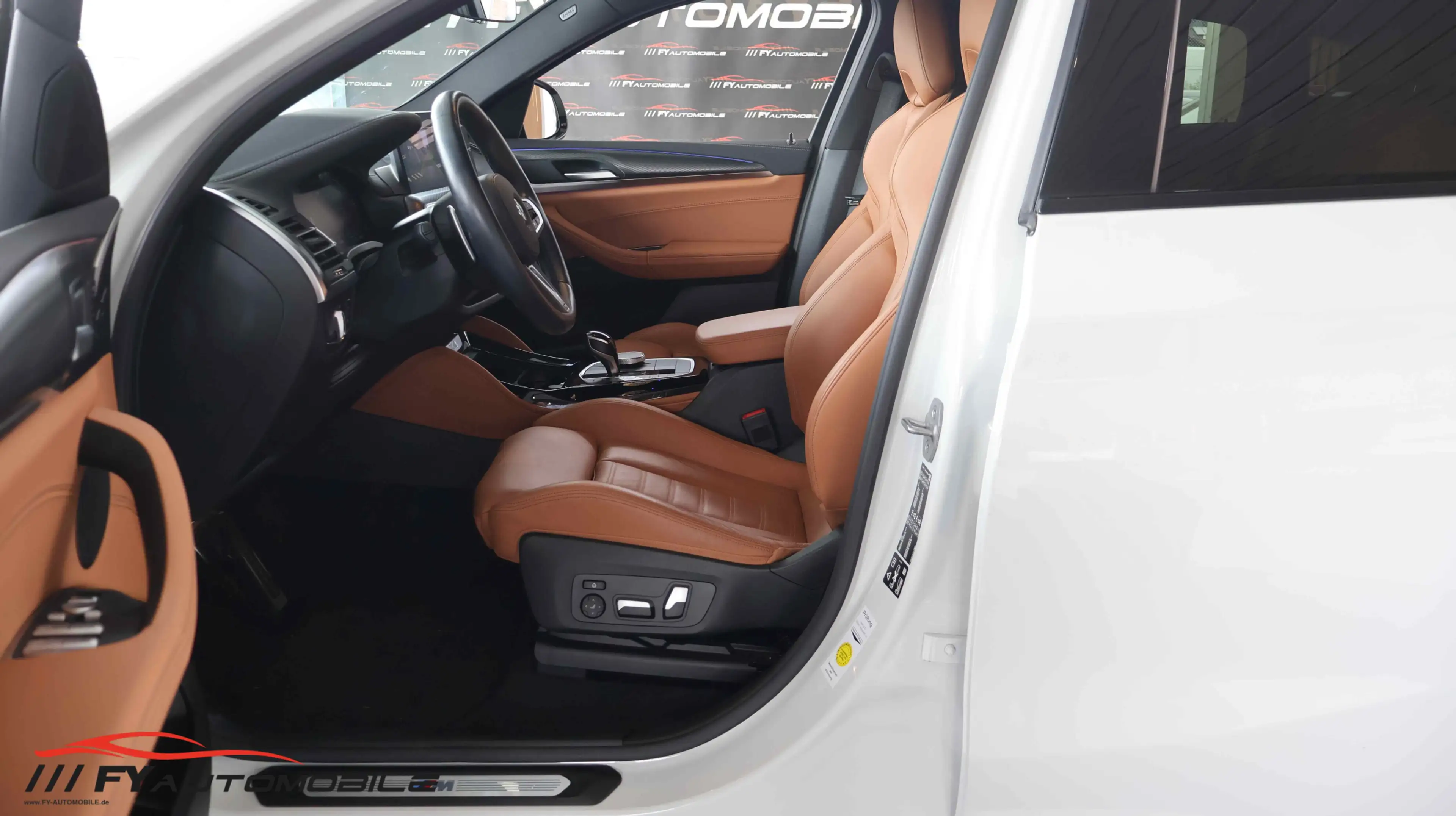 BMW X4 xDrive 30 d M Sport M Sitze* Kamera* AHK* Top — photo 15