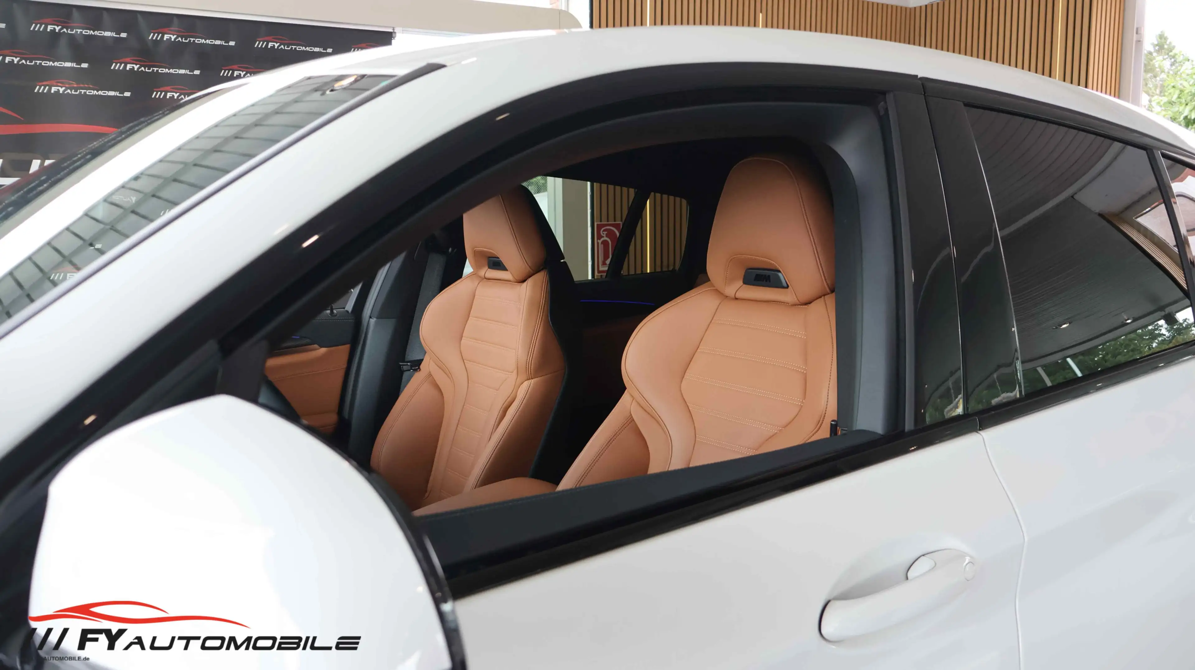 BMW X4 xDrive 30 d M Sport M Sitze* Kamera* AHK* Top — photo 12
