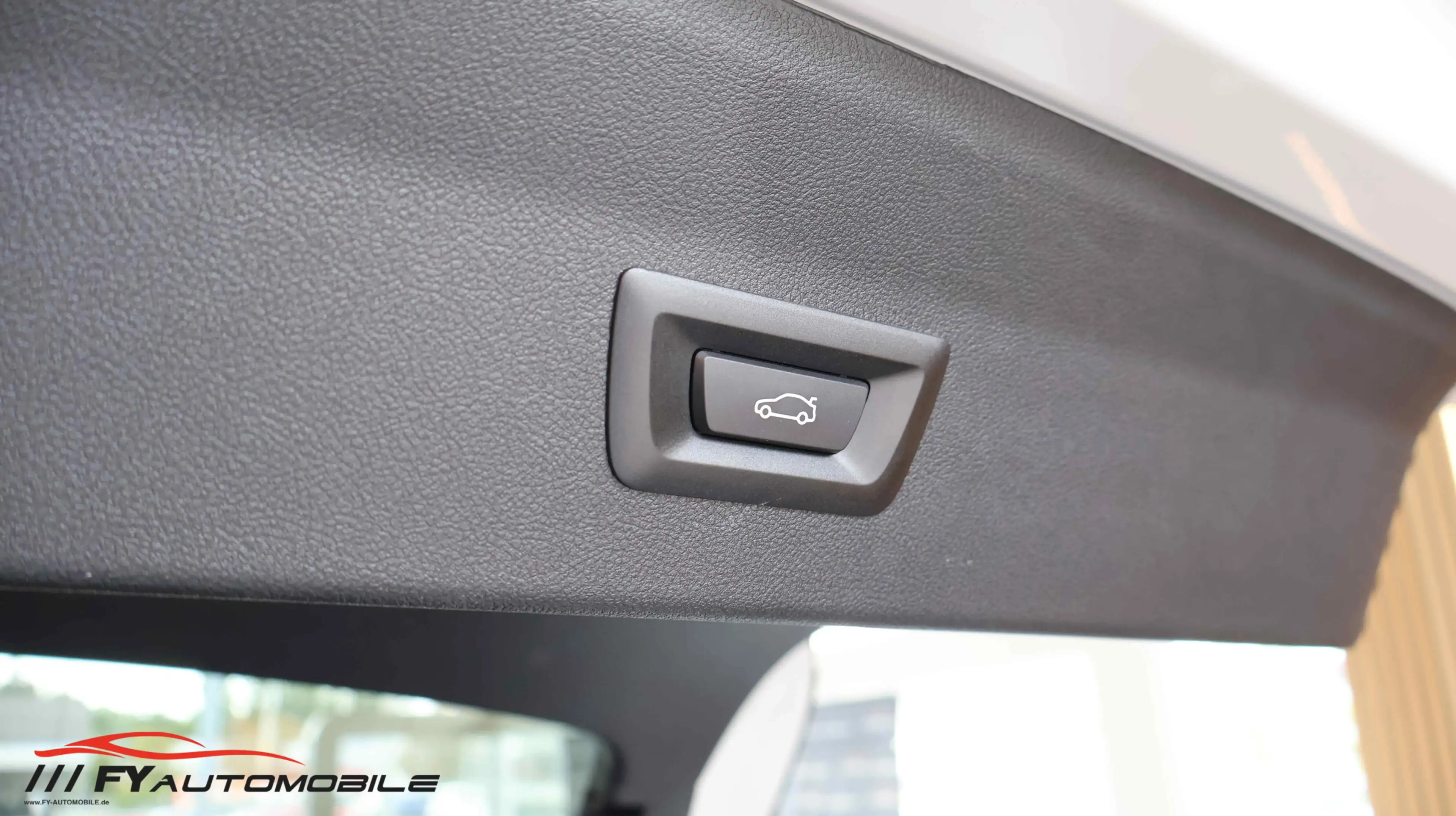 BMW X4 xDrive 30 d M Sport M Sitze* Kamera* AHK* Top — photo 7