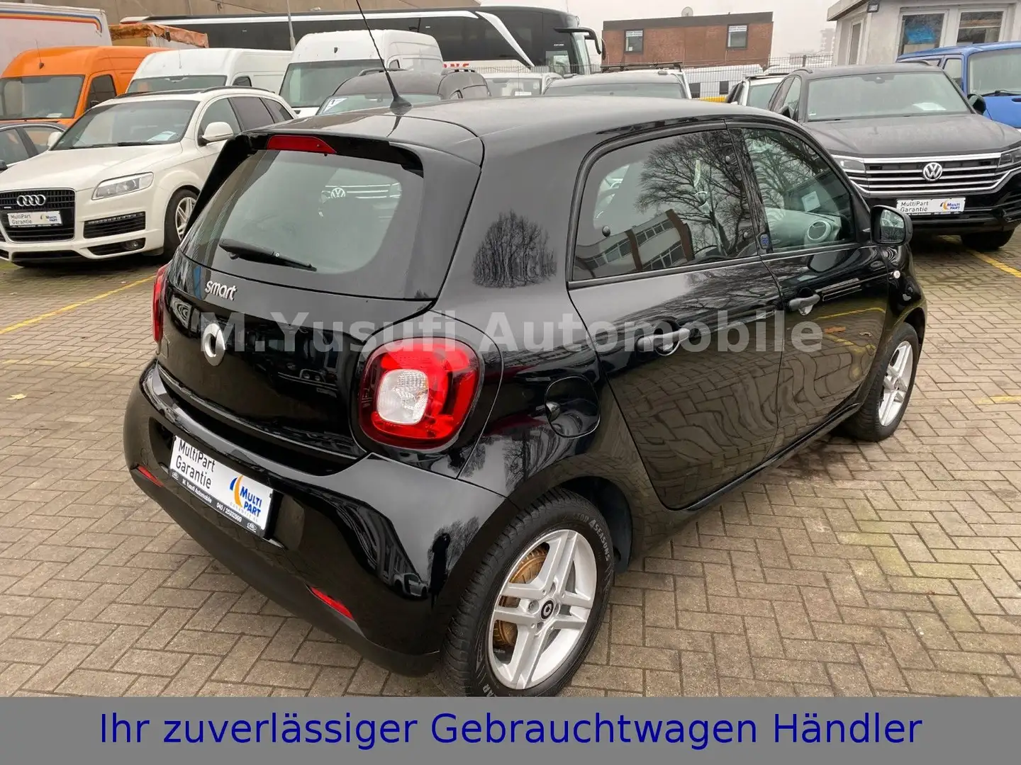 smart forFour FORFOUR EQ 1-HAND|56-TKM|KLIMA|SITZH.|NAVI|CAM Schwarz - 2