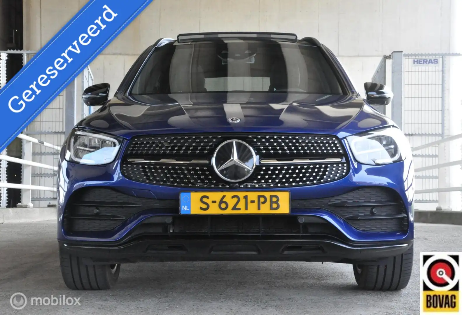 Mercedes-Benz GLC 300 300e 4MATIC AMG Line Hybride Premium Plus Panorama Blauw - 2