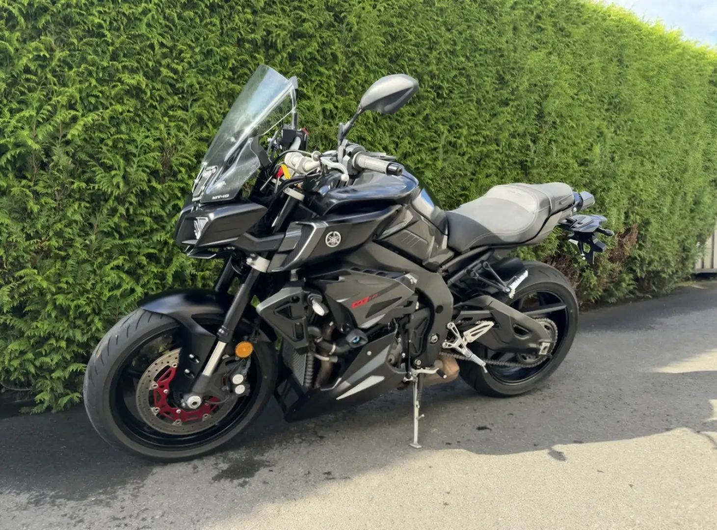 Yamaha MT-10 Noir - 2