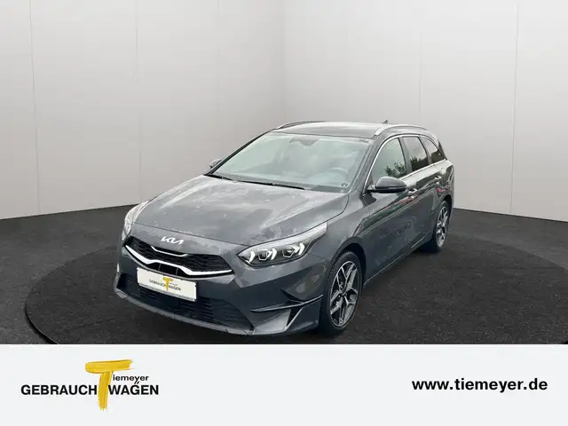 Kia Ceed main image