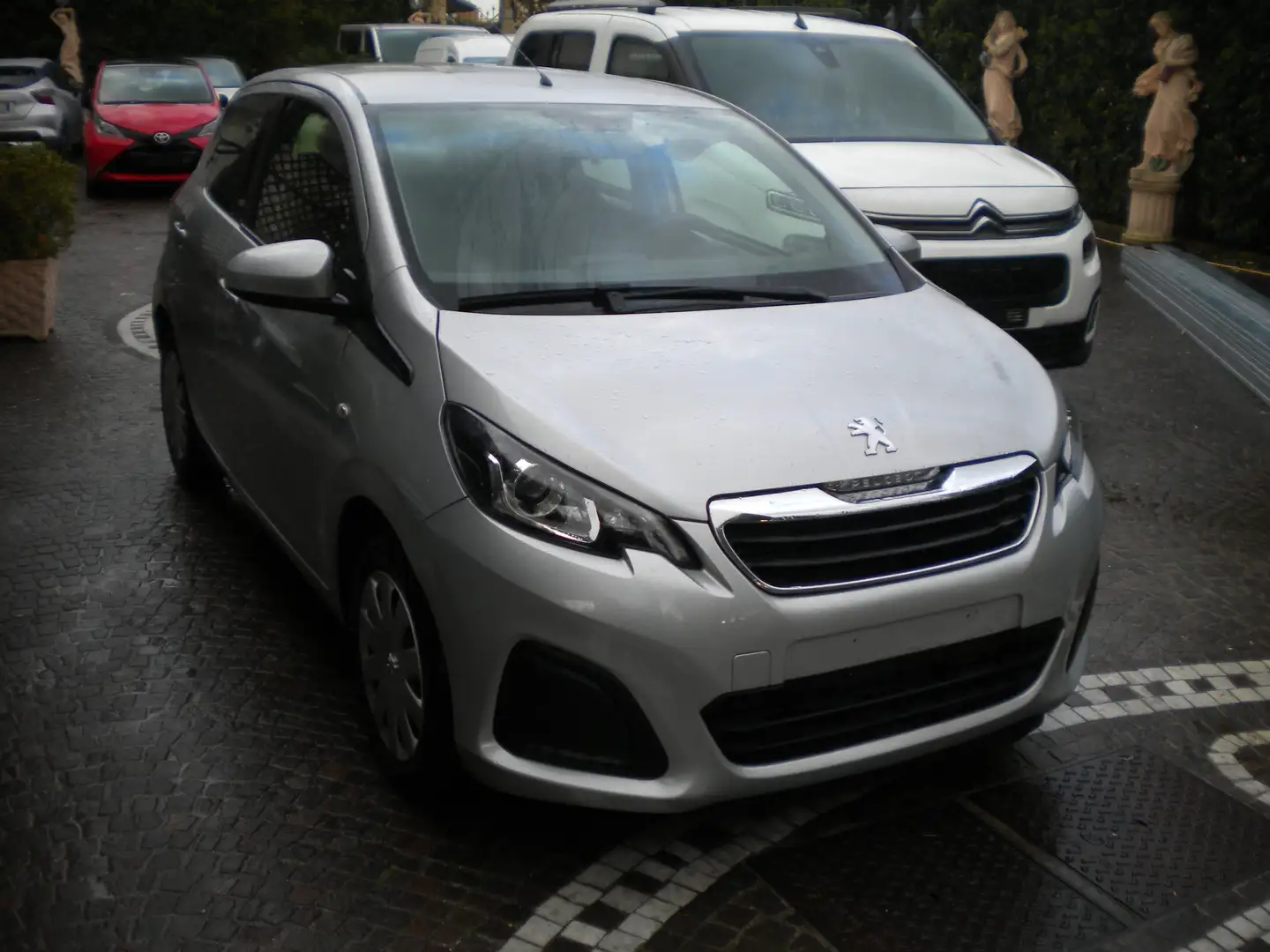 Peugeot 108 108 5p 1.0 vti Active E6 Grigio - 1