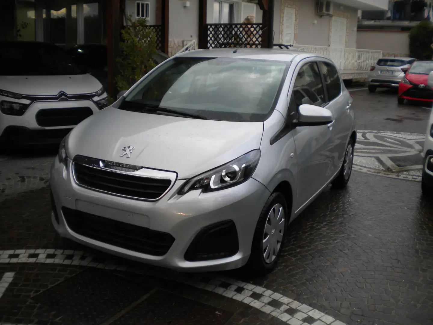 Peugeot 108 108 5p 1.0 vti Active E6 Grigio - 2