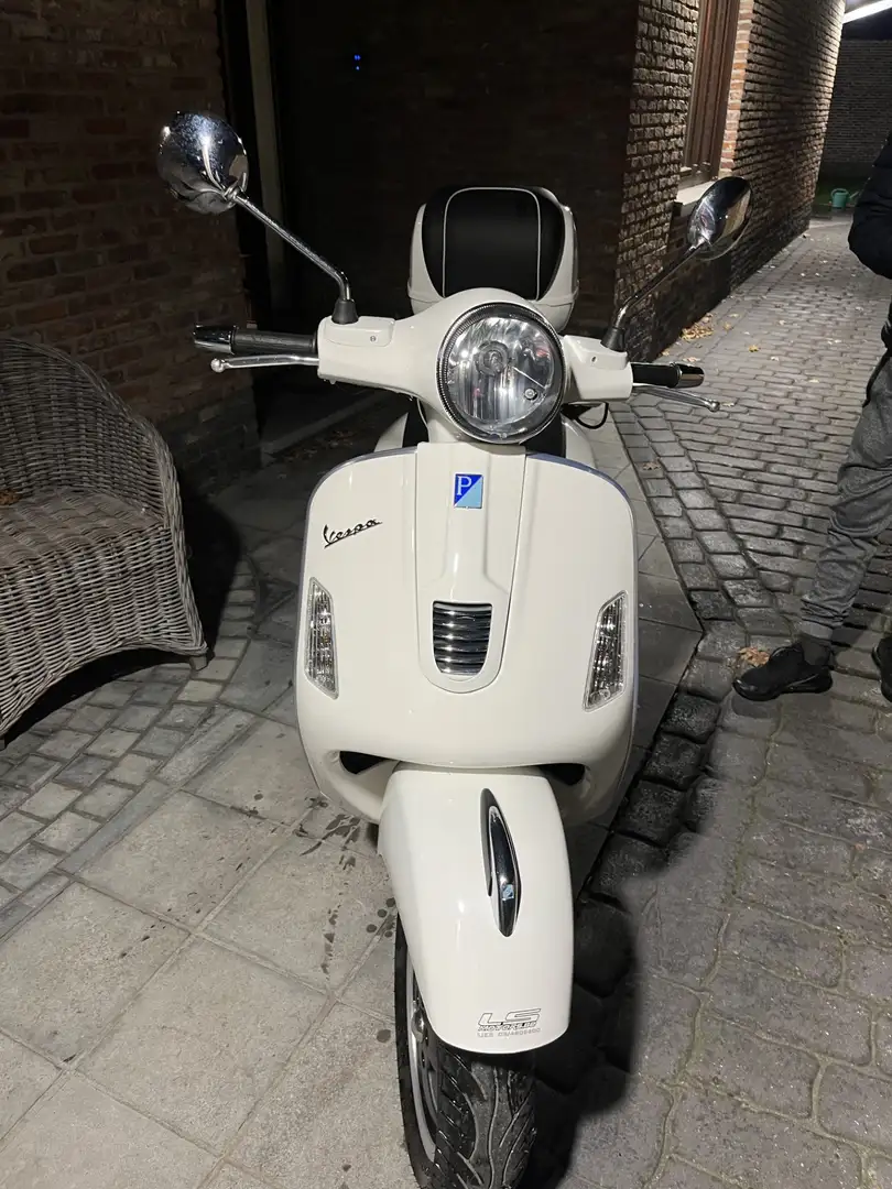 Vespa 125 Piaggio Blanc - 1