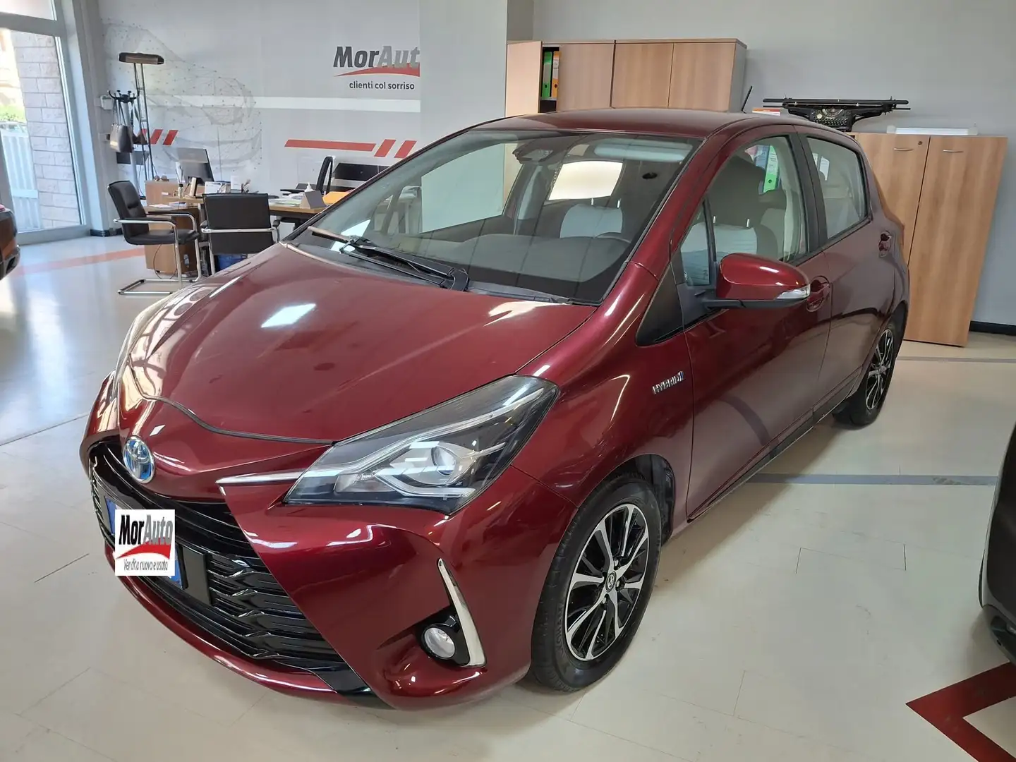 Toyota Yaris Yaris III 2017 5p 1.5h Active Rouge - 2