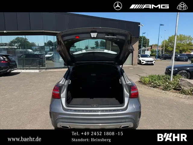 Mercedes-Benz Gla view 15