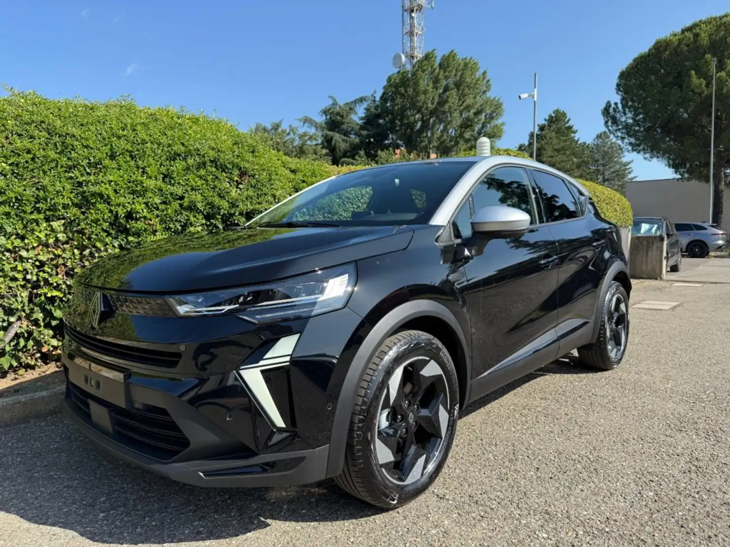 Renault Captur ECO-G 100 CV Techno NAVI - TELEC. - LED - 18 Zwart - 1