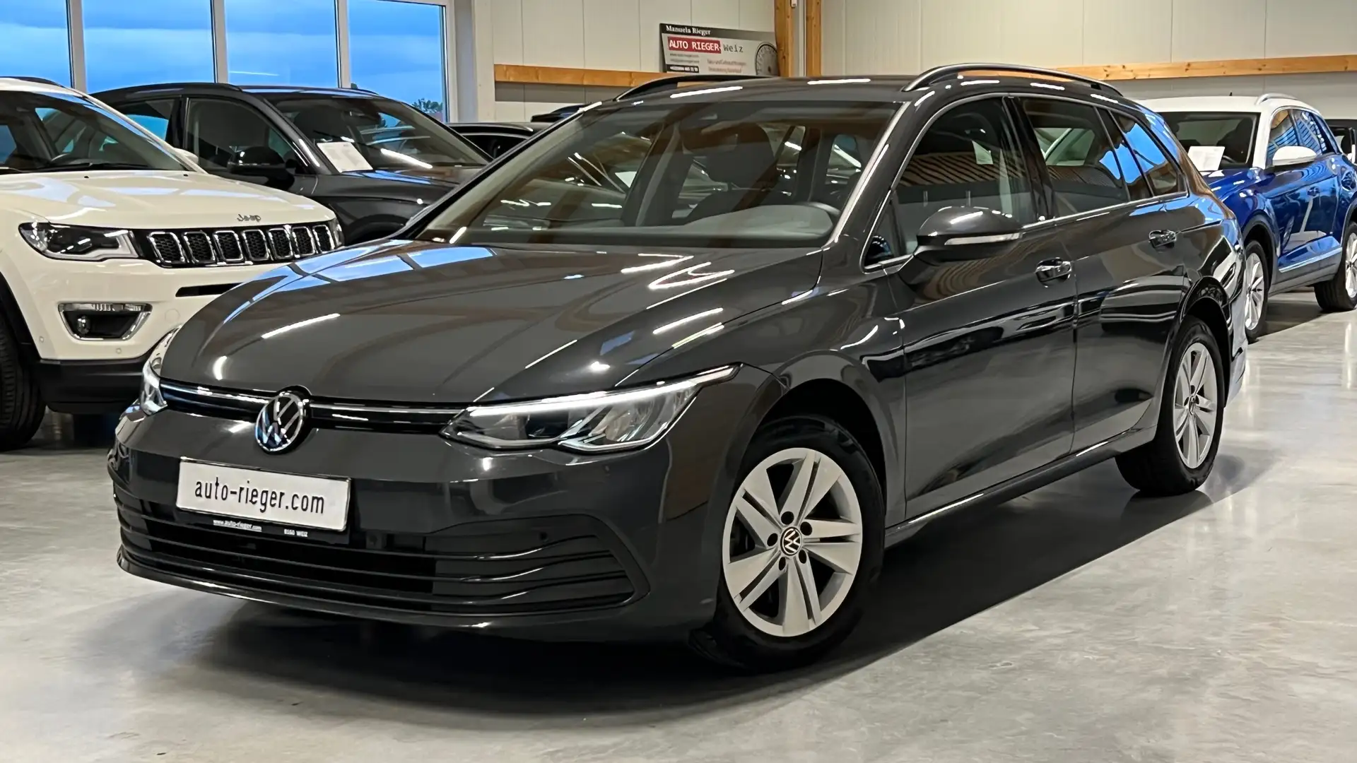 Volkswagen Golf Variant Life Grau - 2