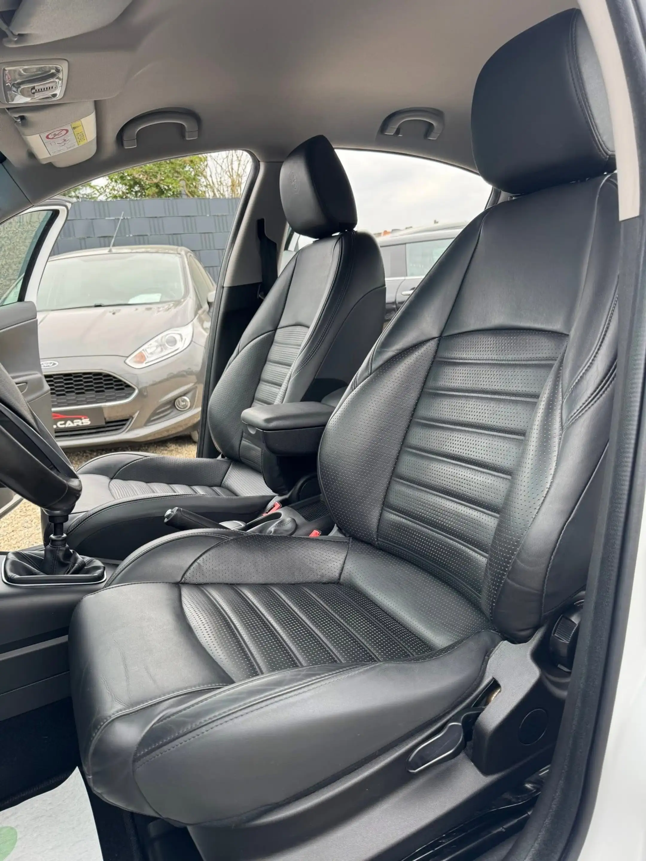 Alfa Romeo Giulietta 1.6 JTDm **12 mois de garantie** — photo 9