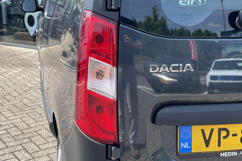Dacia Dokker 1.5 dCi 90 Pk Ambiance | All season banden | Houte — photo 5